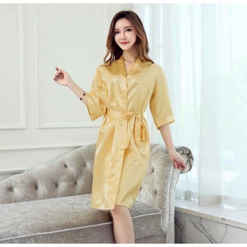 Áo choàng lụa spa, áo choàng salon tóc, áo choàng make up vải lụa cao cấp