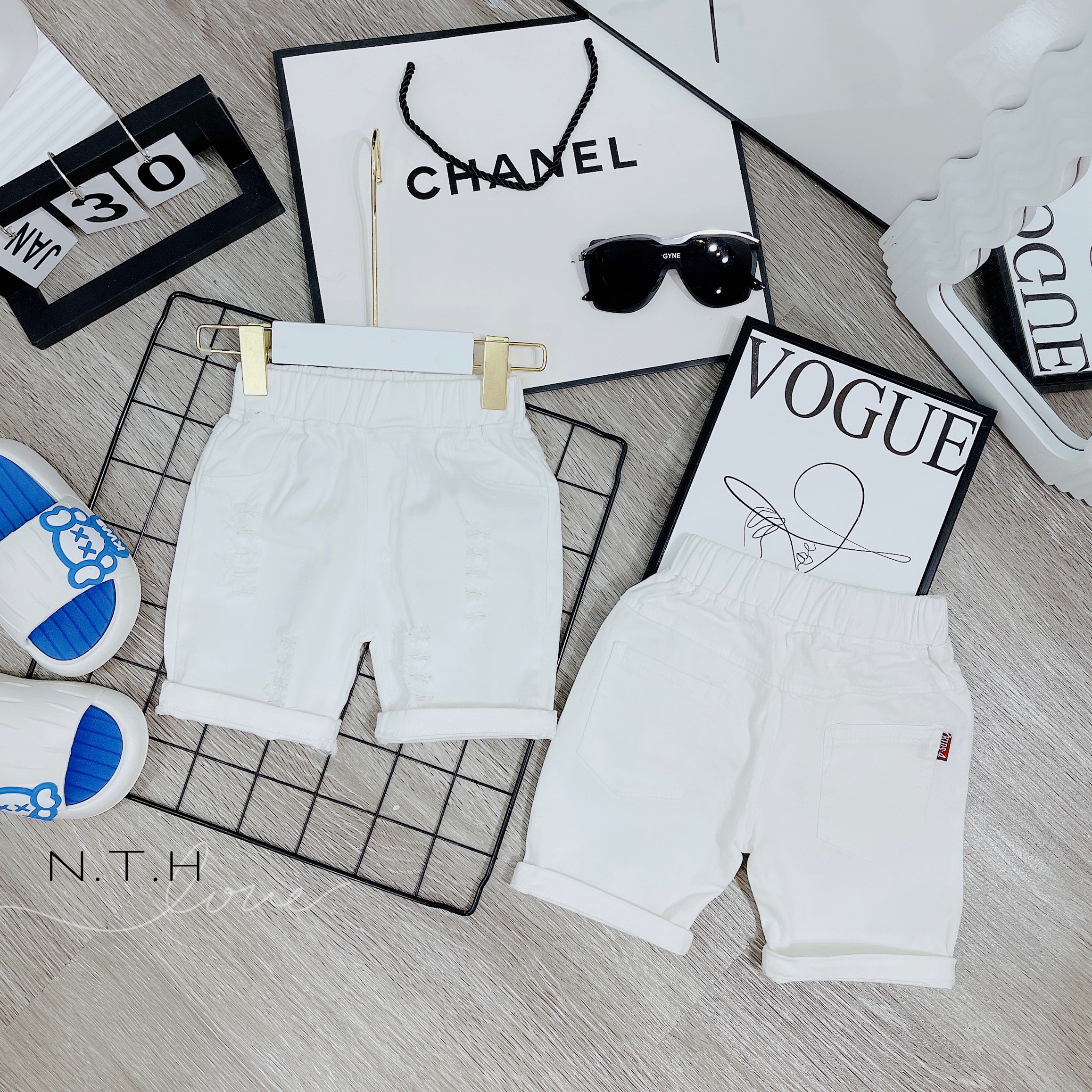 quần đùi kaki cho bé từ 8-30kg