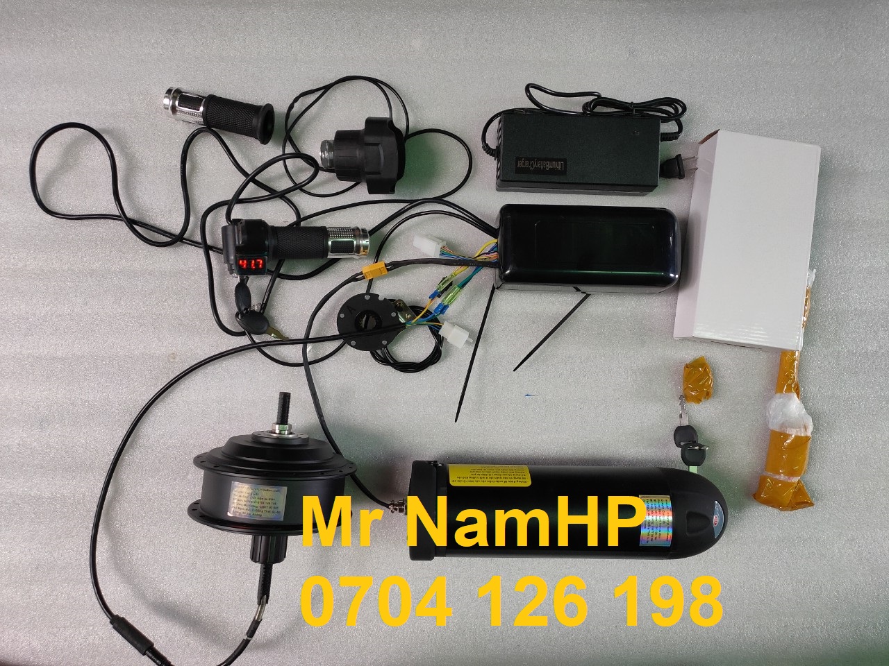 Bán rẻ, bộ chế xe đạp thể thao thành xe điện dùng động cơ nhật mới 36v350w dapu, pin chai nước 36v15ah