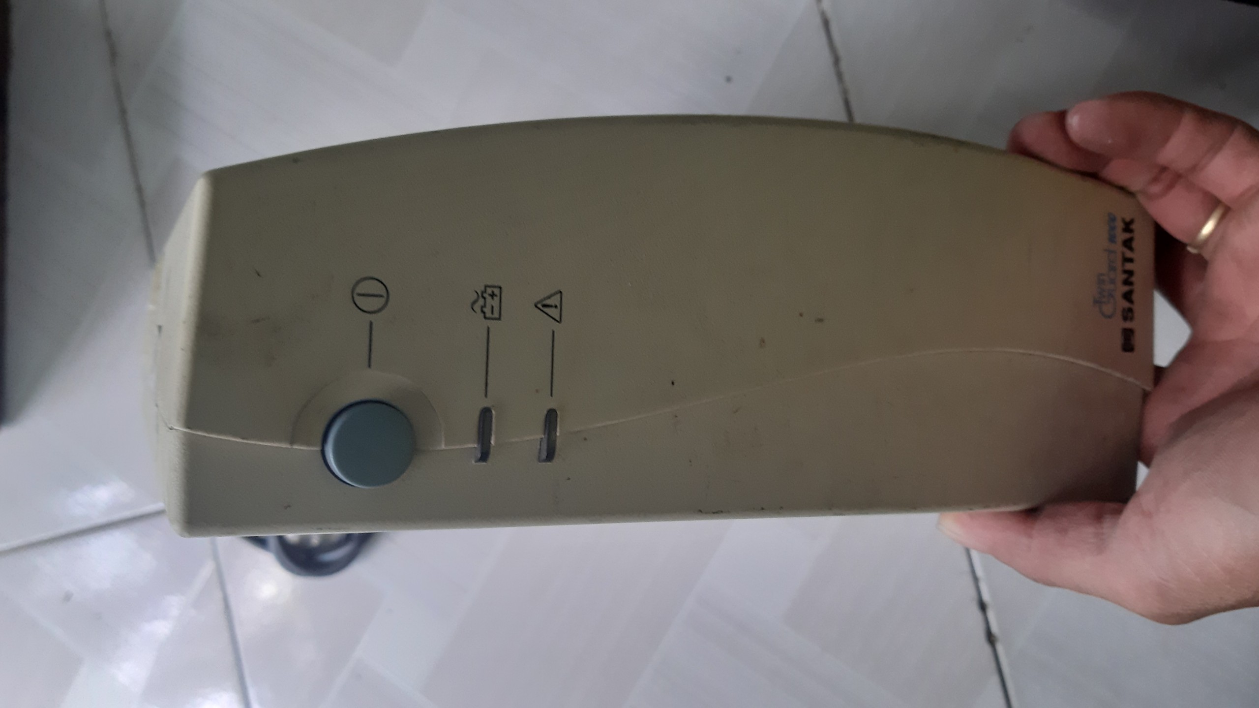 Tích điện UPS TG1000/ 600W Không Bình