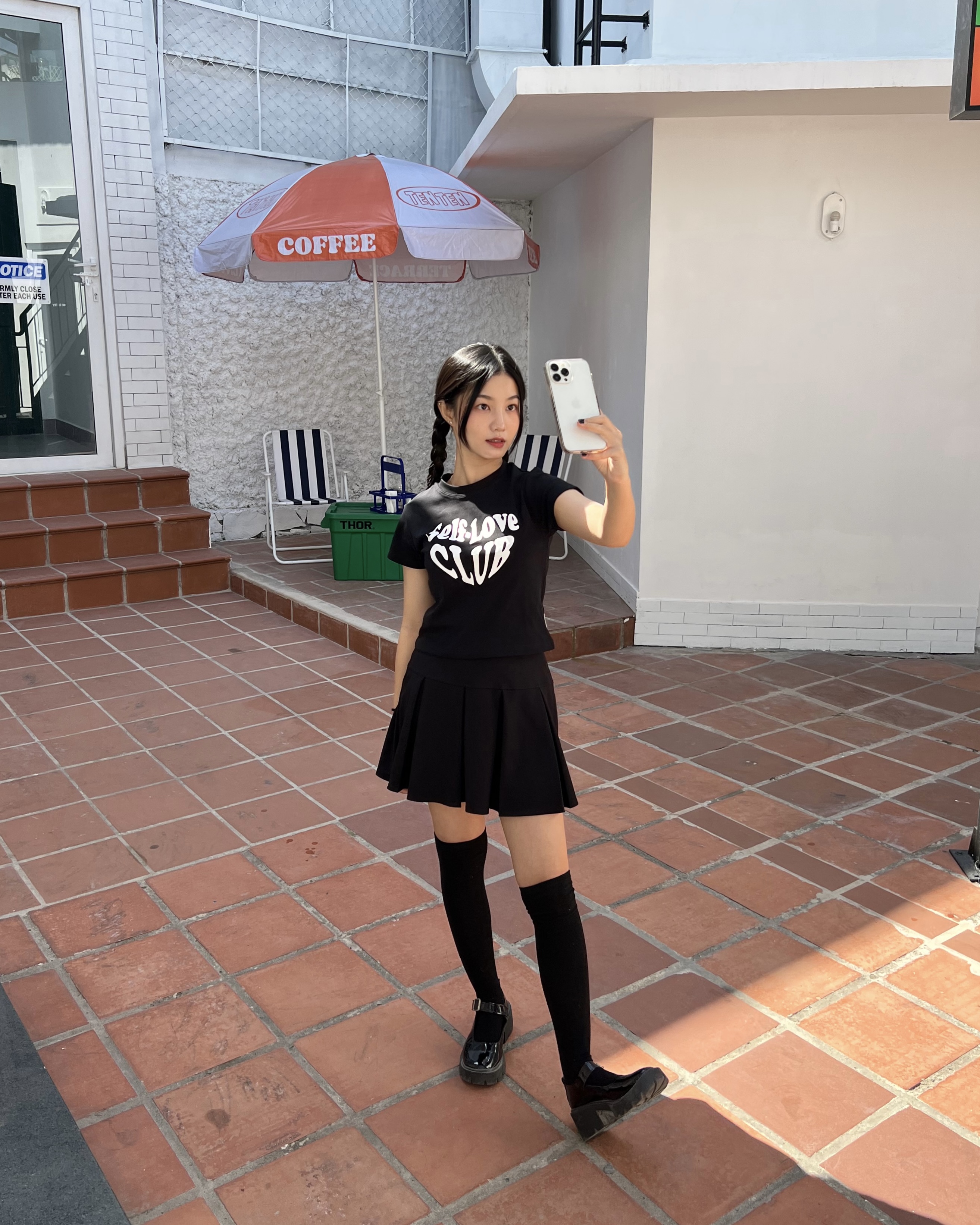 Áo croptop co dãn SLC "Give Love"