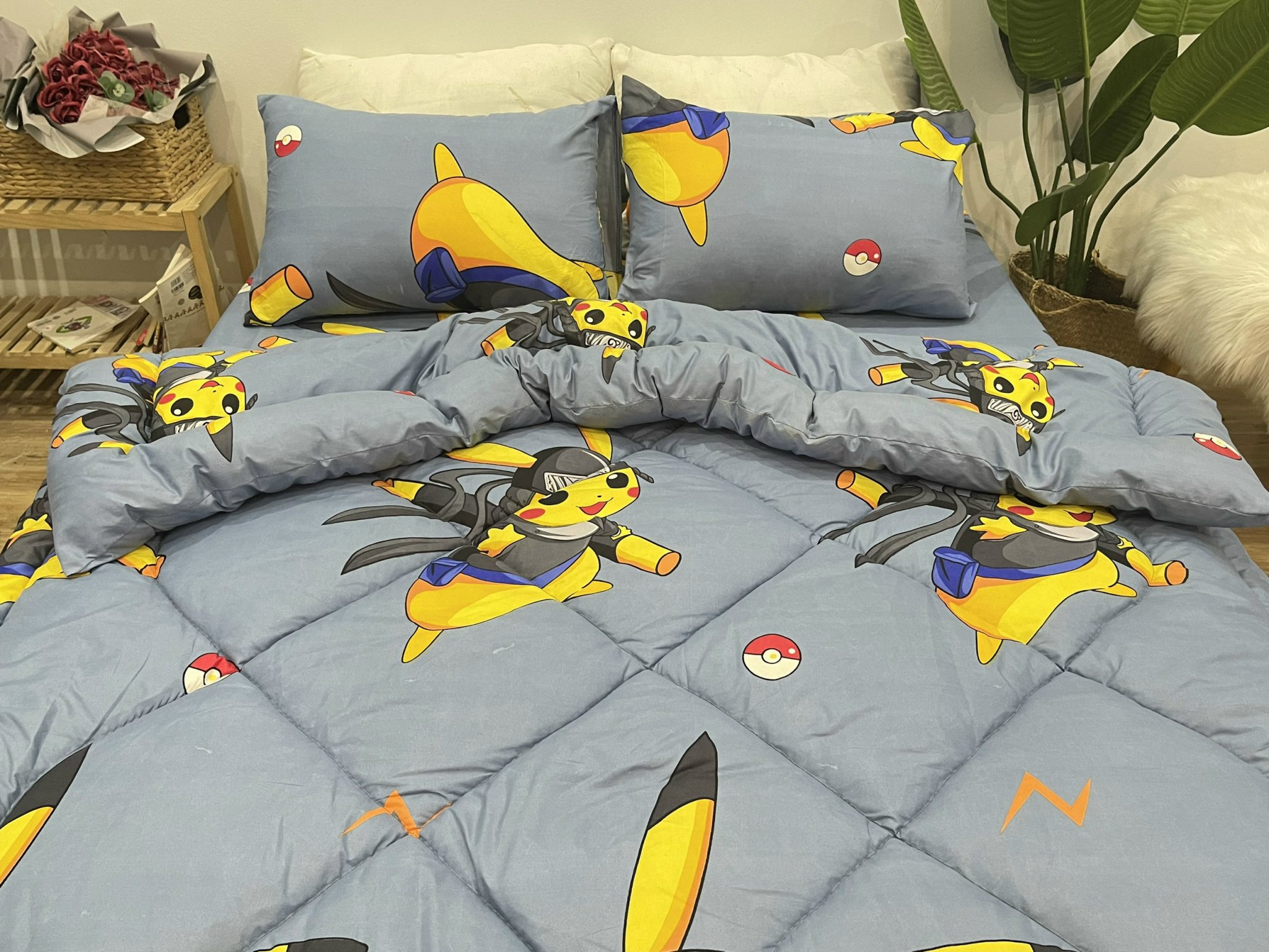 Set Ga Gối Mẫu Họa Tiết Pikachu P65 ( Gồm 1 ga bo chun, 2 vỏ gối nằm, 1 vỏ ôm)