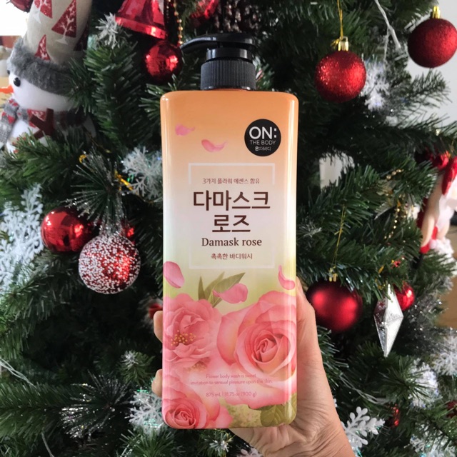 Sữa Tắm On The Body Hàn Quốc 900ml