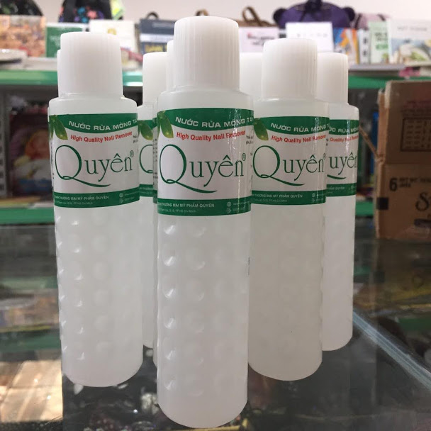 Nước rửa móng tay quyên 125ml