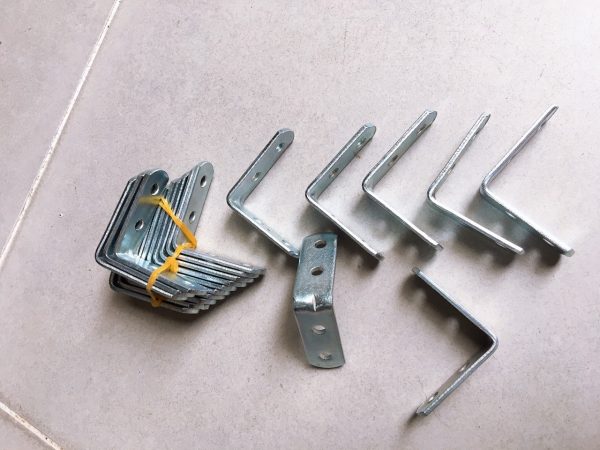 20 cái 3.5 x 3.5cm KE GÓC VUÔNG 4 Lỗ