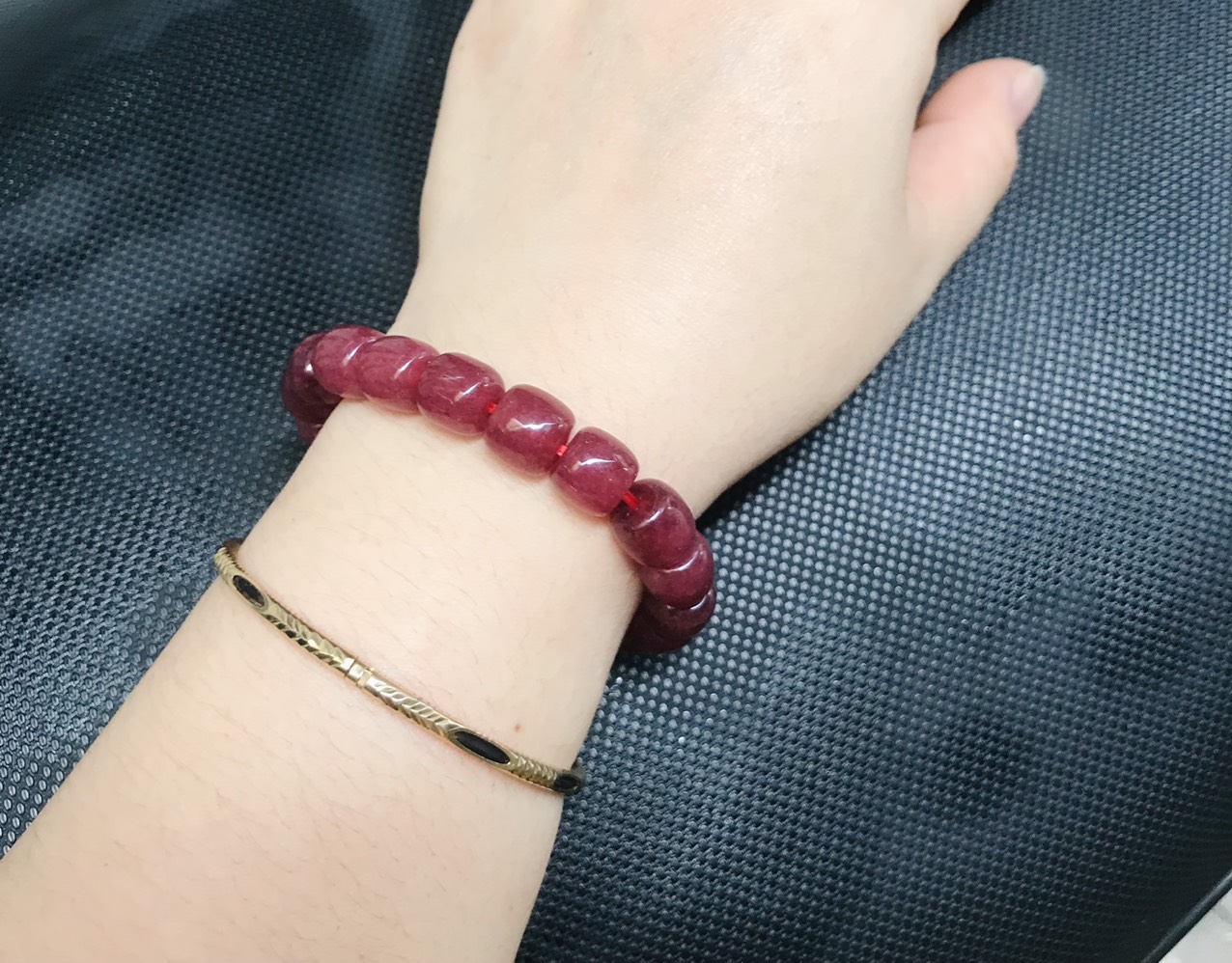 Vòng tay lu thống đá thạch anh dâu tây