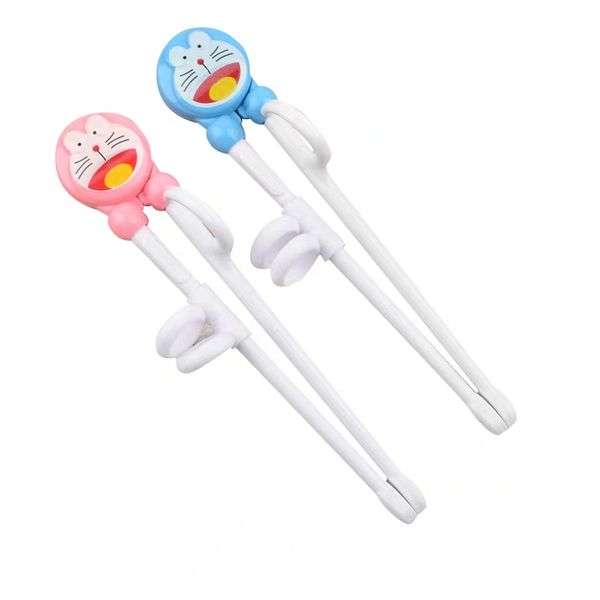 Đũa tập ăn xỏ ngón Đôremon cho bé tập gắp