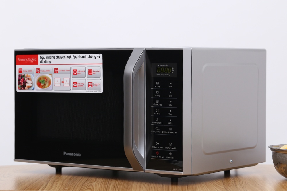 Lò vi sóng Panasonic NN-GT35HMYUE