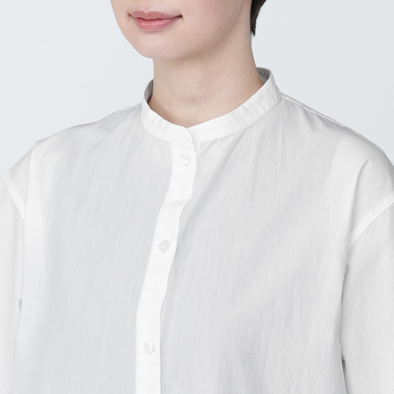 Đầm Vải Cool Touch Cổ Trụ Tay Ngắn MUJI
