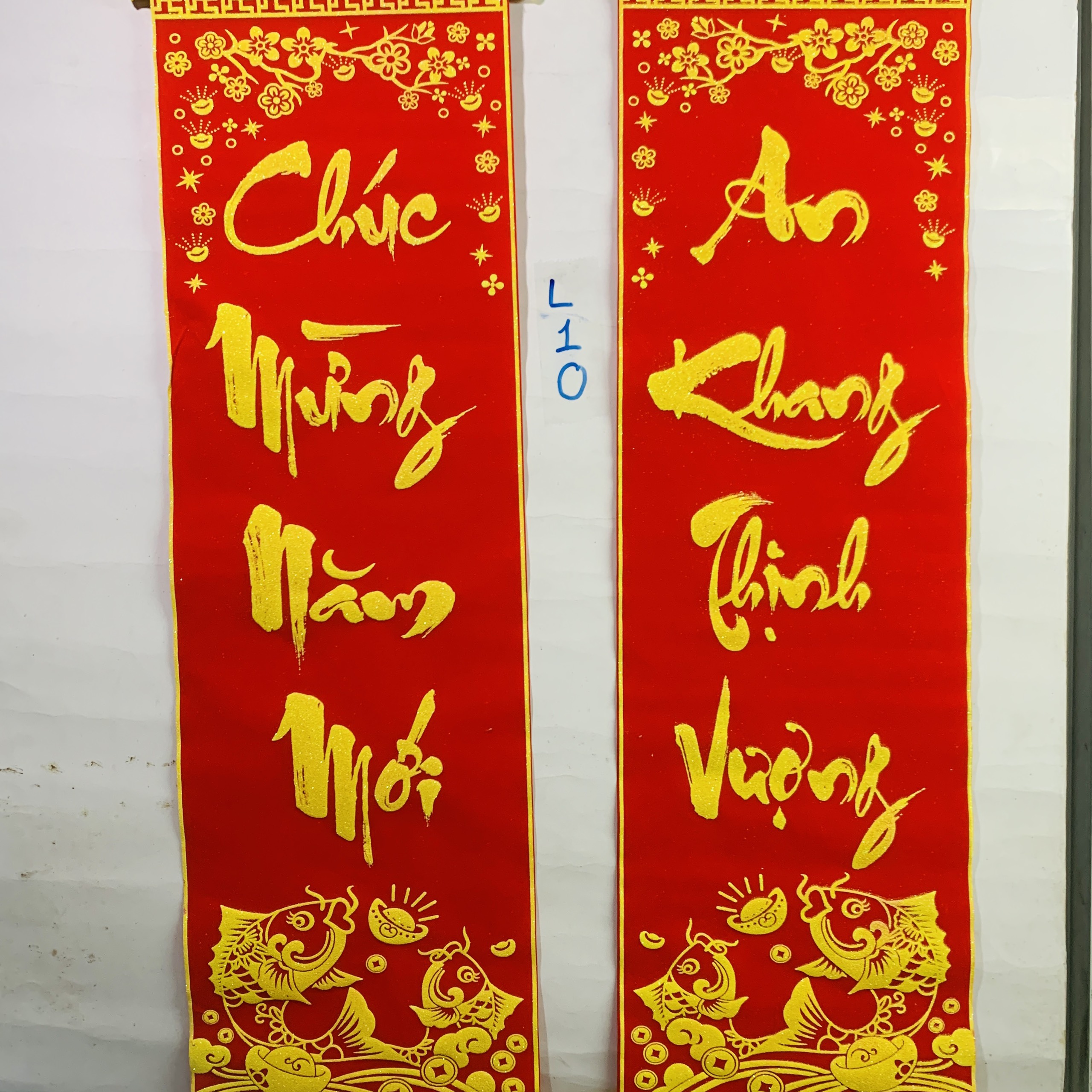 Liễn nhung câu đối đỏ trang trí Tết