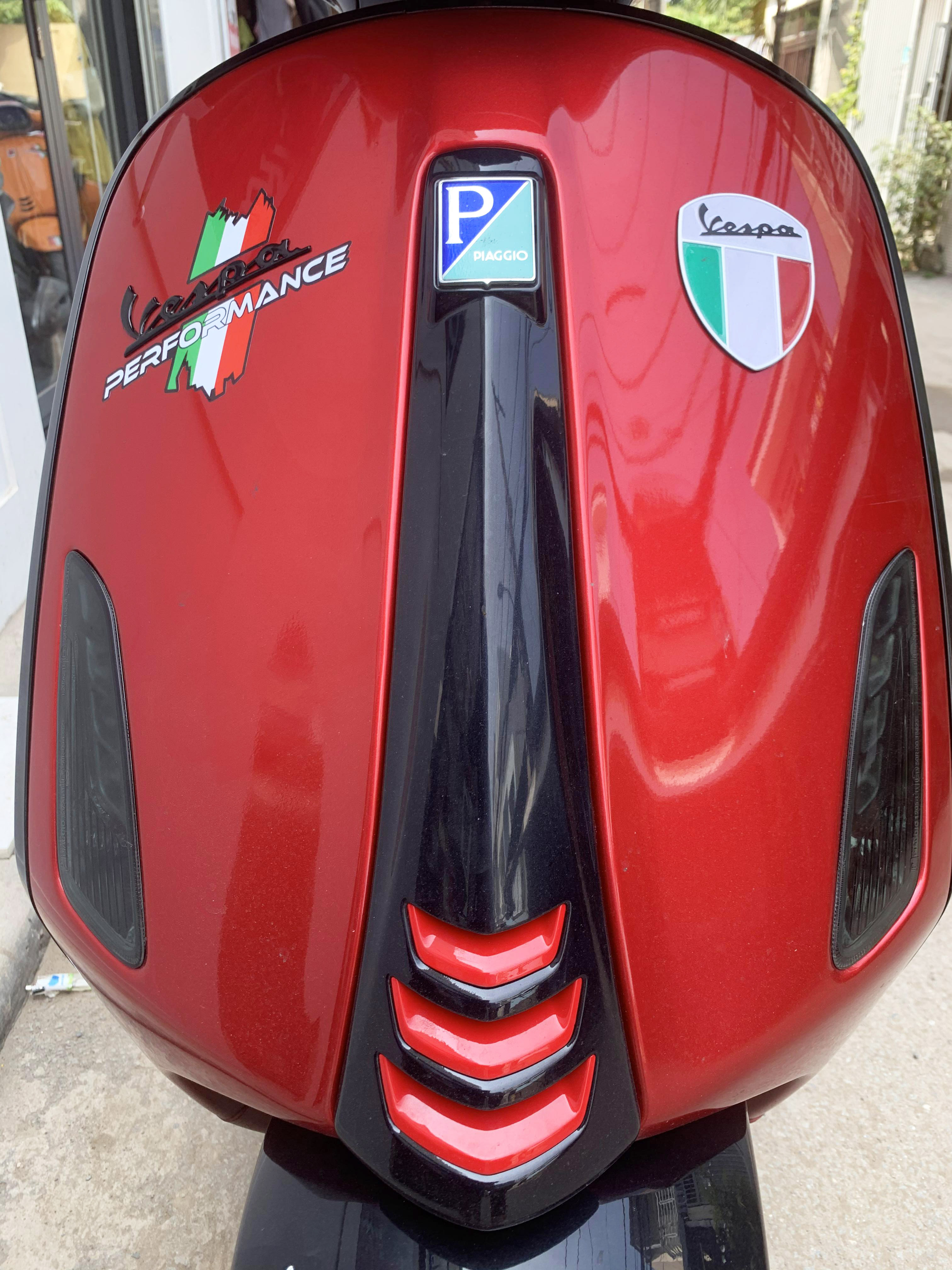 Cà vạt đời mới chưa sơn cho Vespa Sprint, Primavera