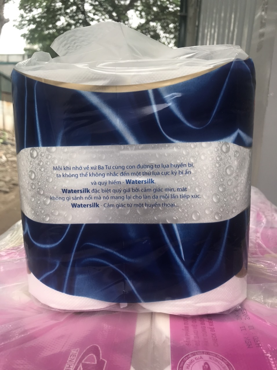 Giấy Vệ Sinh Watersilk Bịch 12 Cuộn loại 1