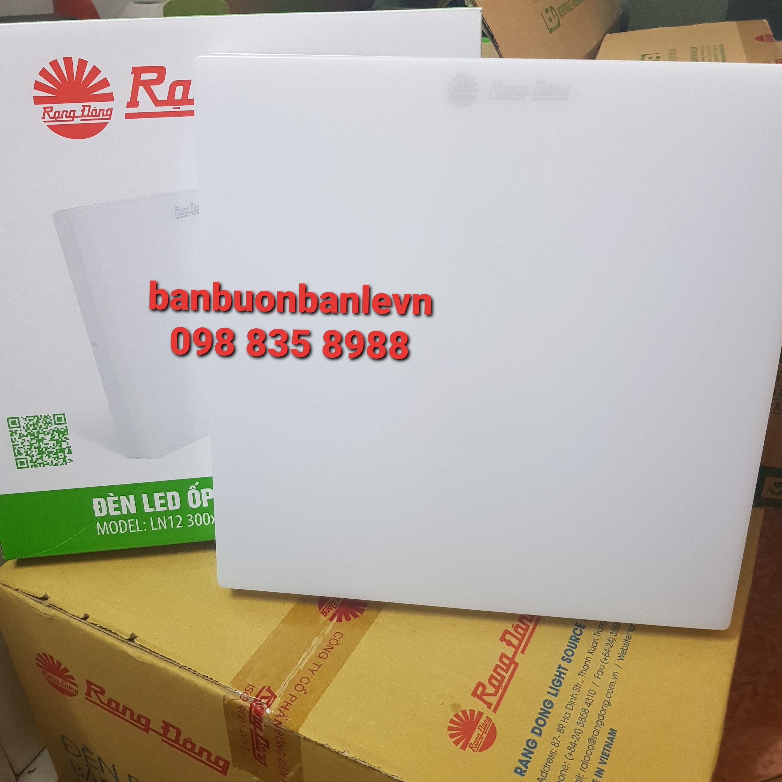 Đèn ốp trần tràn viền 24w rạng đông ip54 chống bụi và nước
