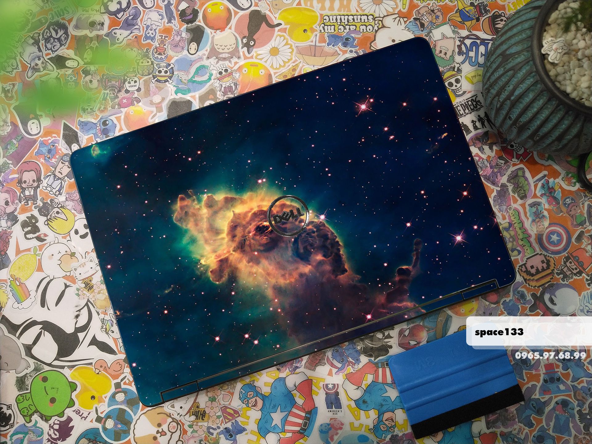 Decal Skin dán Laptop Dell mẫu không gian (inbox mã máy cho shop)