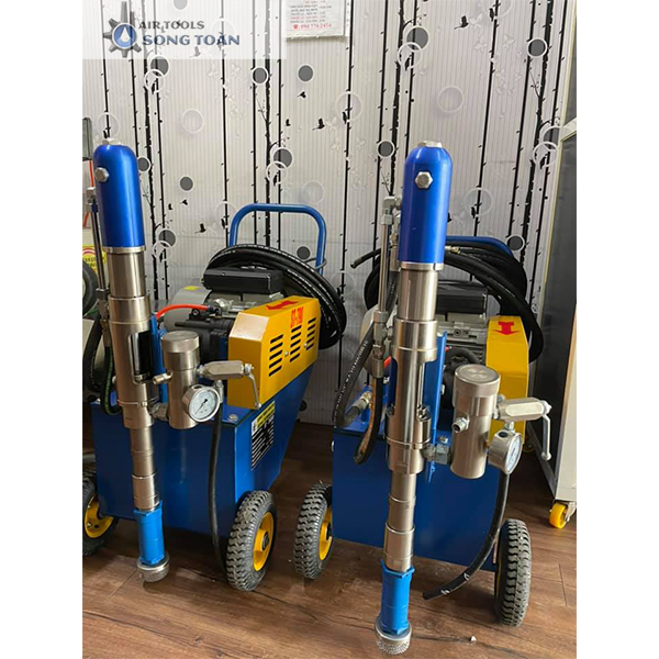 Máy phụn bột trét thủy lực ST-790