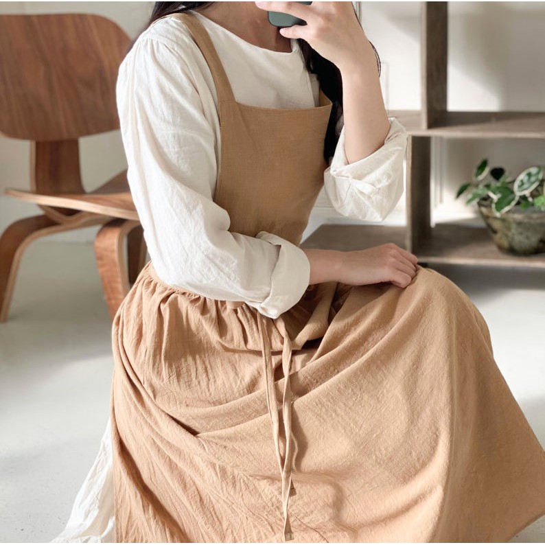 Tạp dề vải linen phong cách nhẹ nhàng