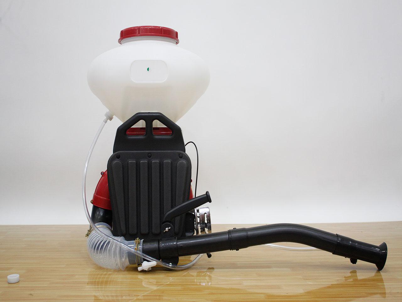 Máy xạ phân phun vôi phun hạt z-mitsubishi hkd 26l