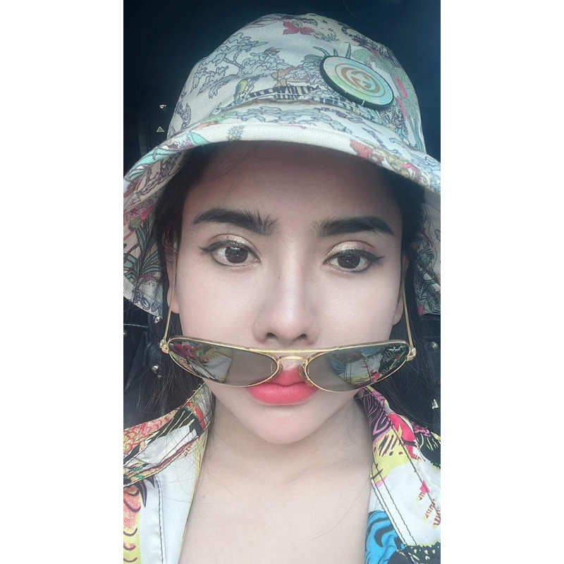 Dưỡng mày B.O.I EYEBROW