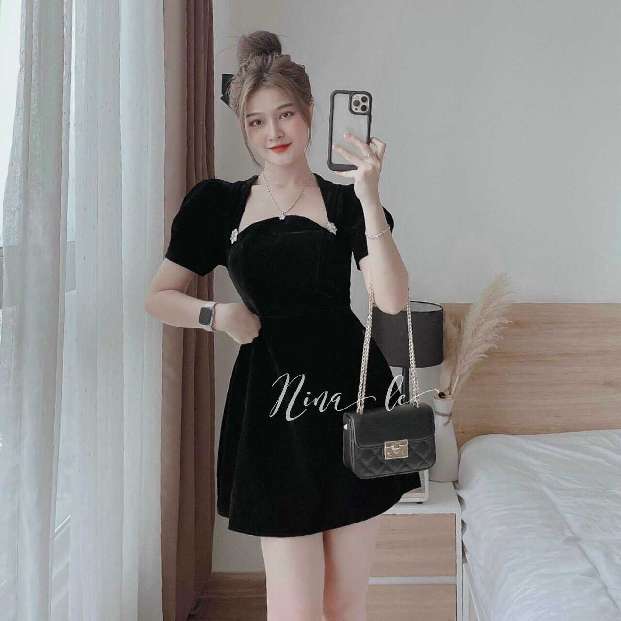 Váy đầm nữ nhung cứng phụ kiện