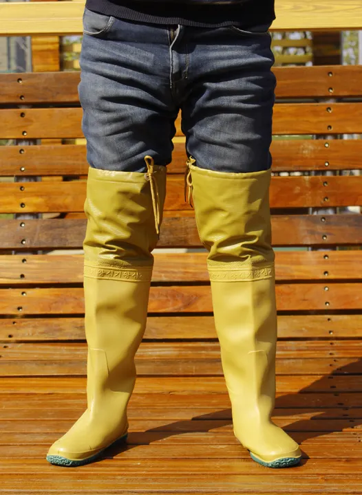 knee high water boots