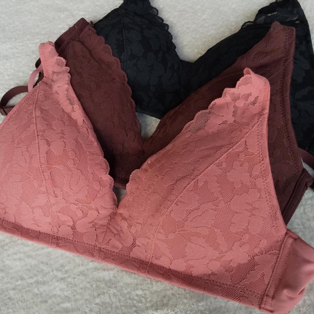 GU - Áo ngực ko gọng FEATHER FIT BRA