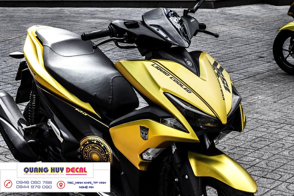 Tem trùm xe máy NVX độ vàng hoa văn trống đồng cực chất - chế tem xe máy NVX thiết kế theo yêu cầu - Tem xe máy NVX rẻ đẹp và chất