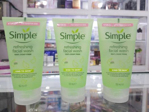 (Giá sỉ) Sữa rữa mặt Simple 150ml