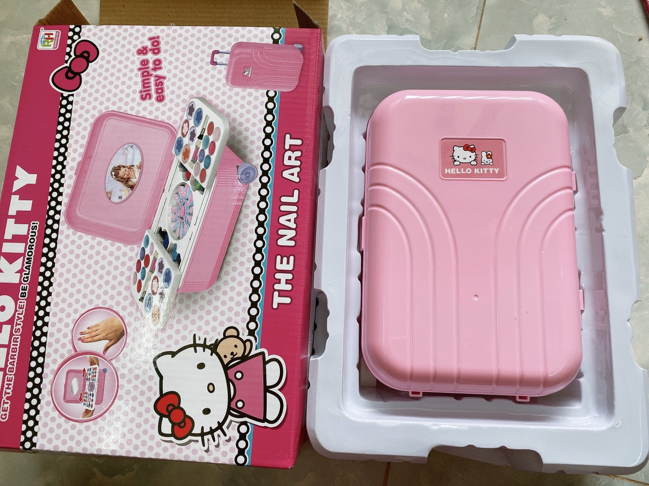 [HCM]Vali trang điểm hello kitty màu hồng