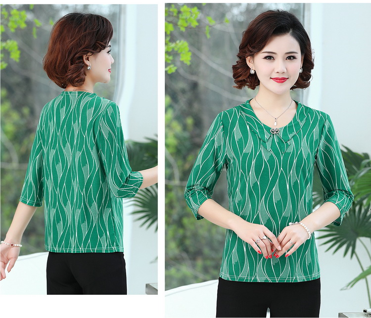 áo sơ mi hoa nữ trung niên