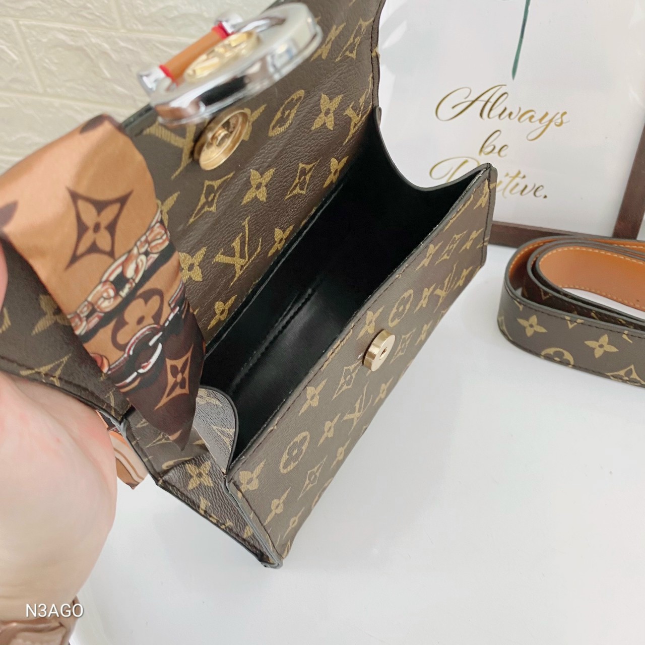 Túi xách Lv thời trang có nơ