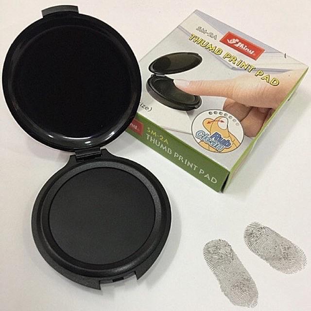 Tampon lăn dấu vân tay không dính tay Thump print pad Shiny SM-2A màu đen