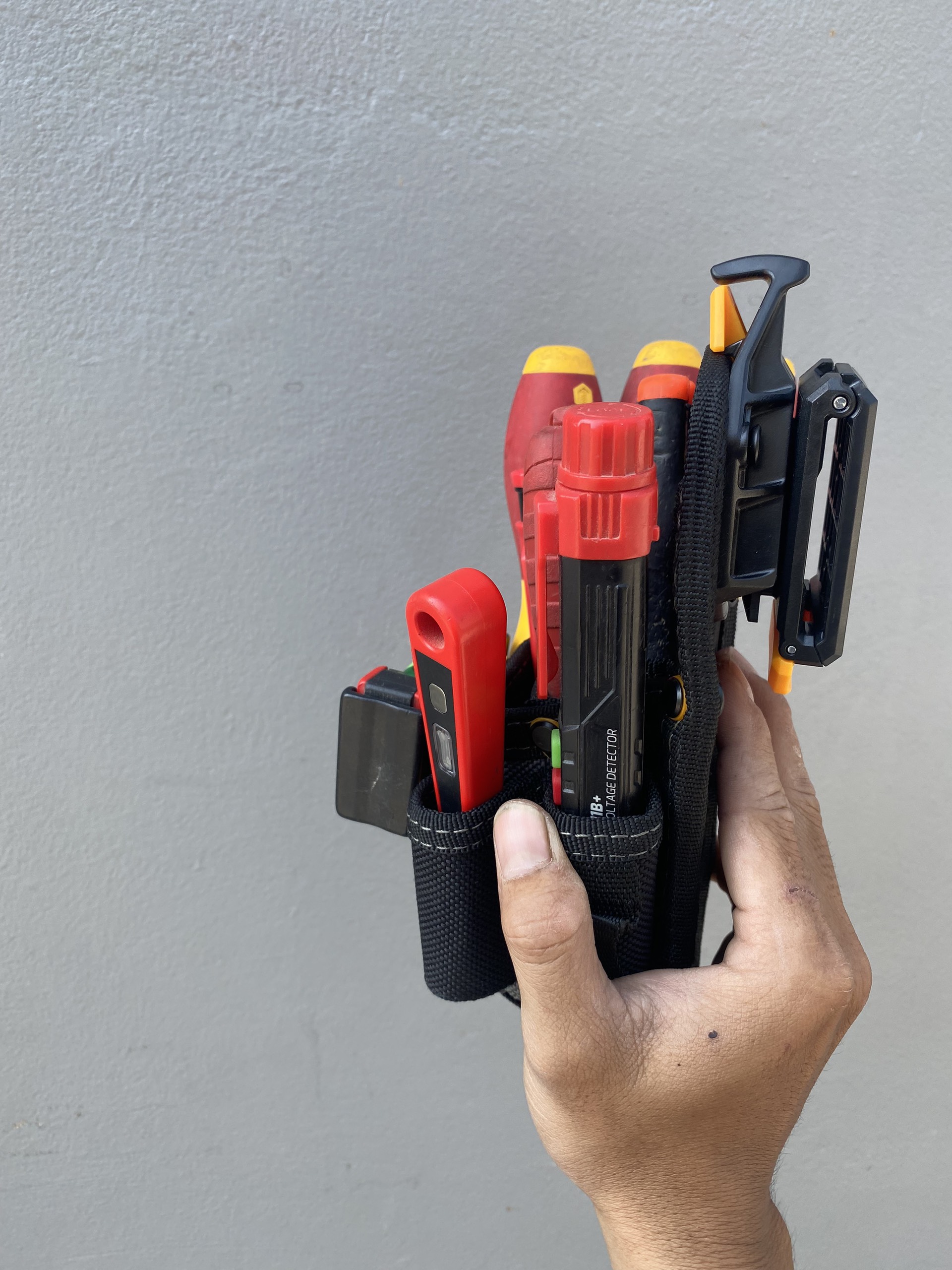 Túi đồ nghề điện Toughbuilt TB - CT - 36 - M7
