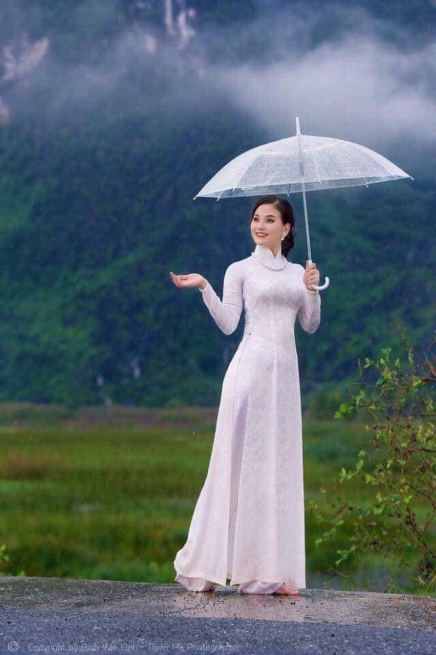 Bộ áo dài gấm tơ cao cấp