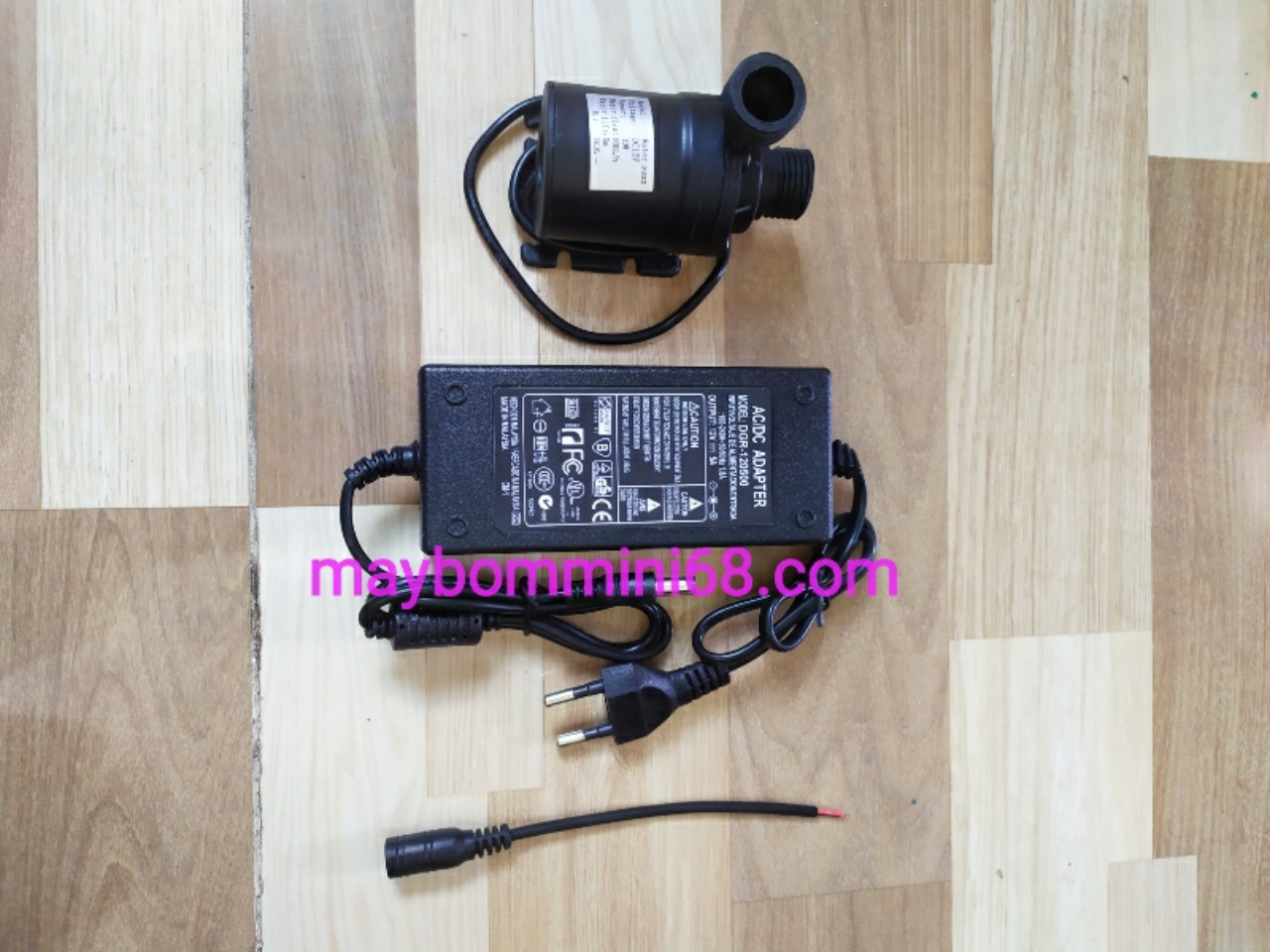 Máy bơm không chổi than 12v 19w kèm nguồn 12v-5a