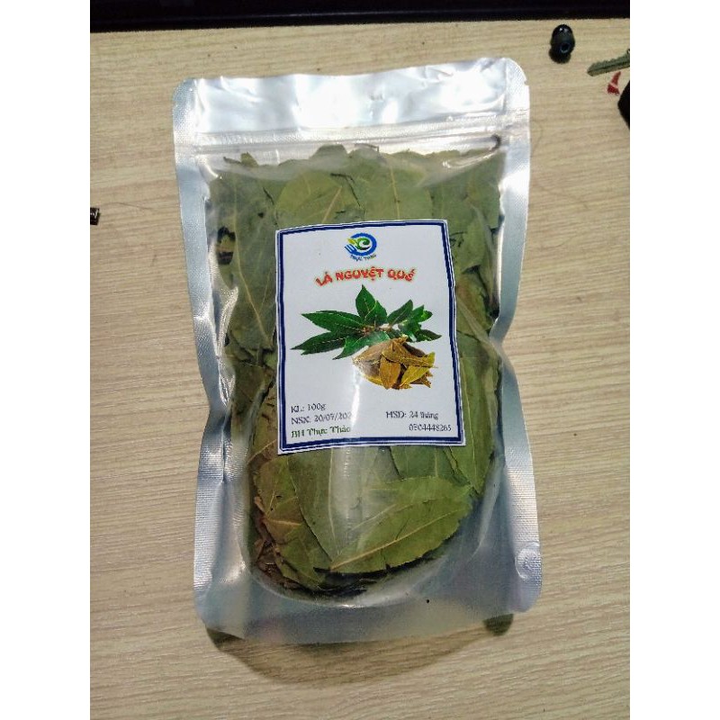 Lá nguyệt quế (bay leaf, lá thơm) - gia vị các món súp, hầm