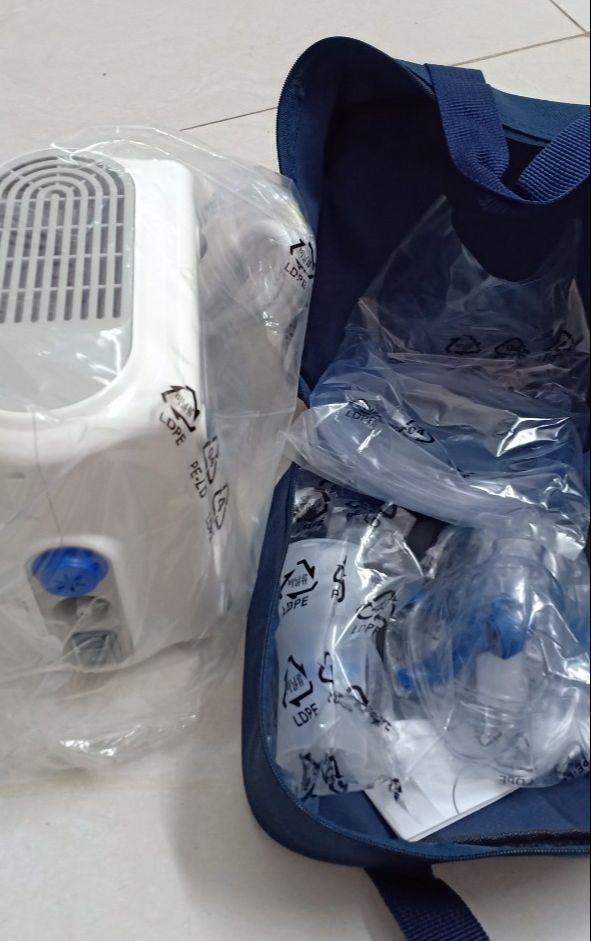 Máy xông khí dung Omron NE-C28