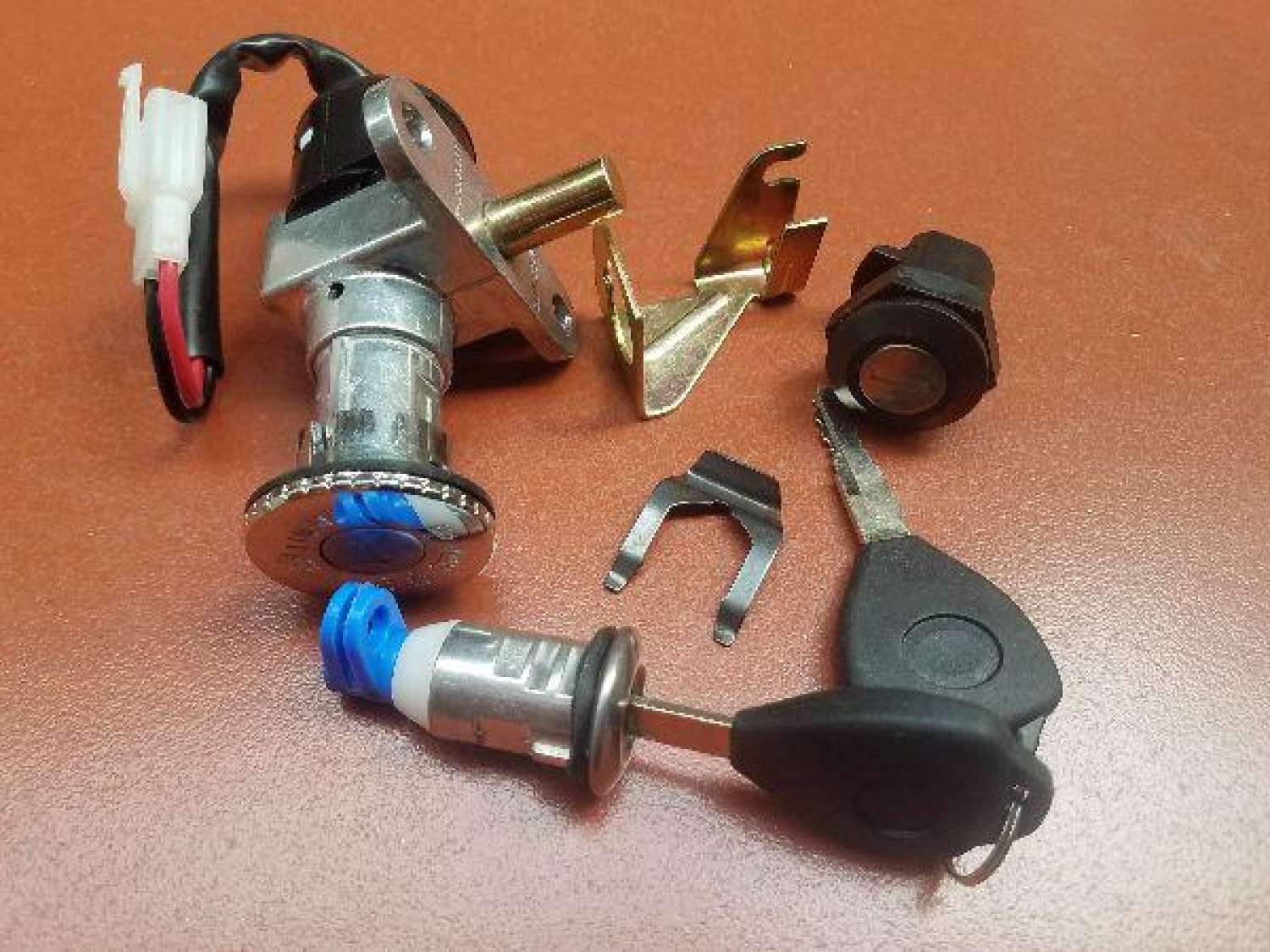 Bộ 3 khóa xe máy điện - xe Vespa