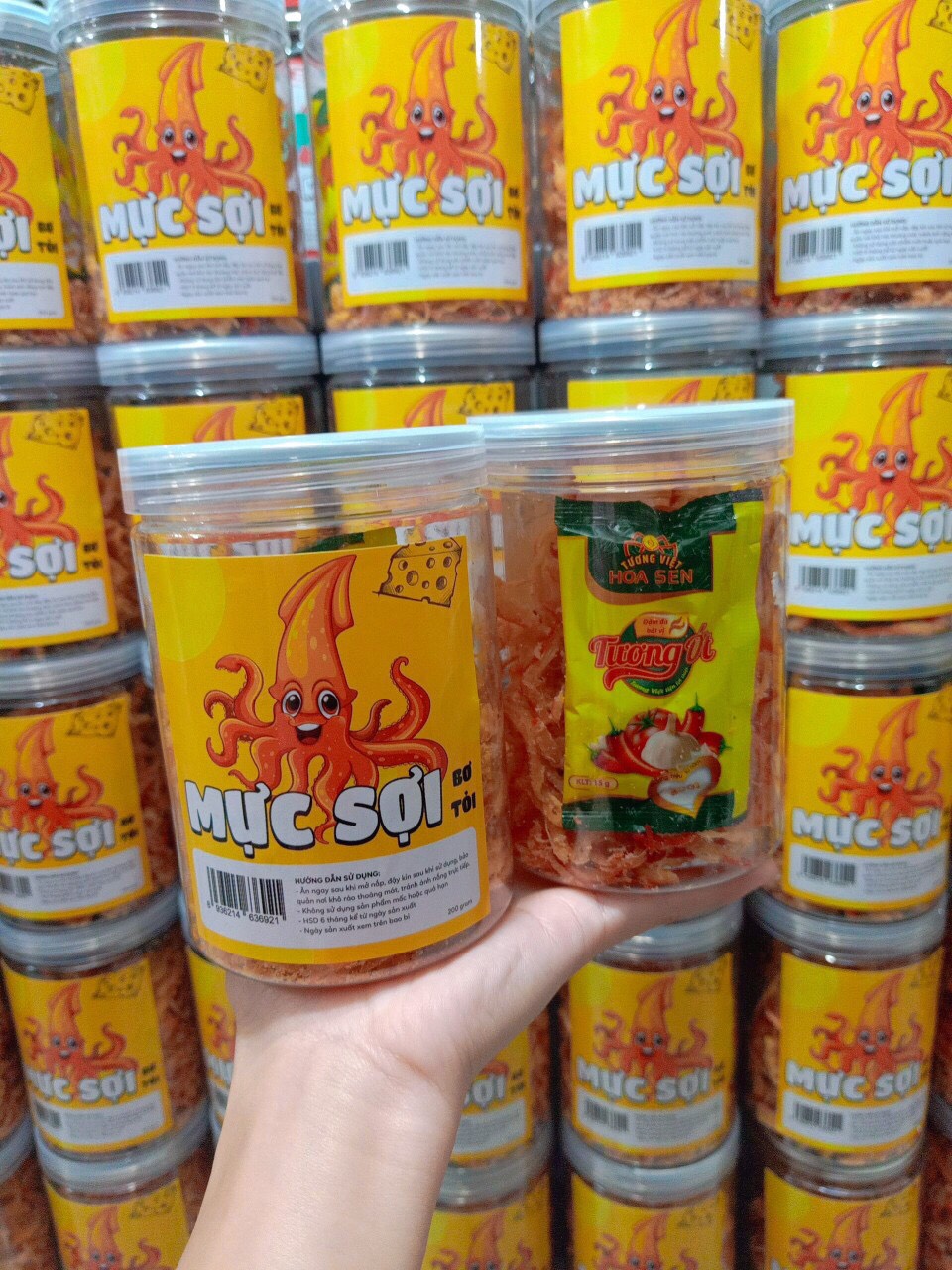 Mực sợi bơ tỏi thơm ngon ăn liền