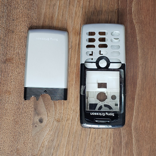 Vỏ Sony T610 có sườn - không phím