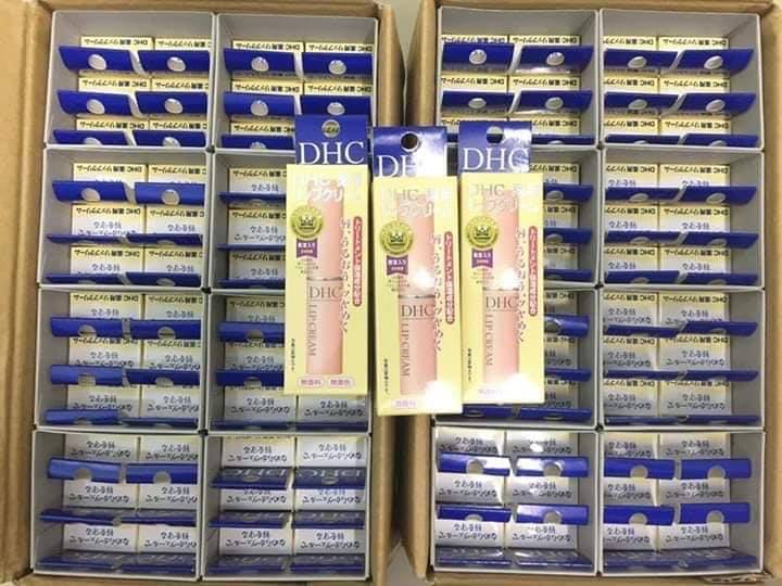 Son dưỡng môi Dhc Nhật Bản
