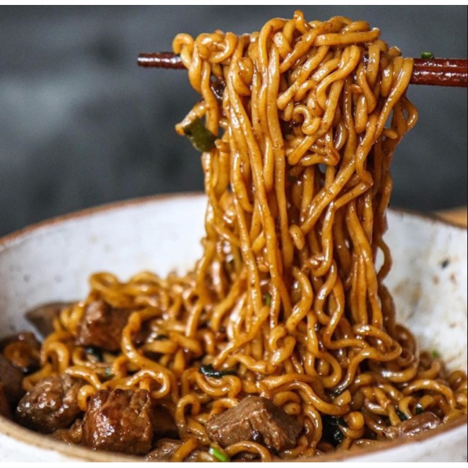 Mì Tương Đen Chapaghetti Hàn Quốc 140G. 짜파게티