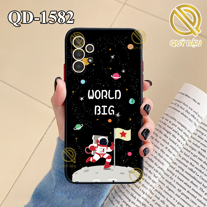 Ốp lưng Samsung Galaxy A04s in hình Phi hành gia P2