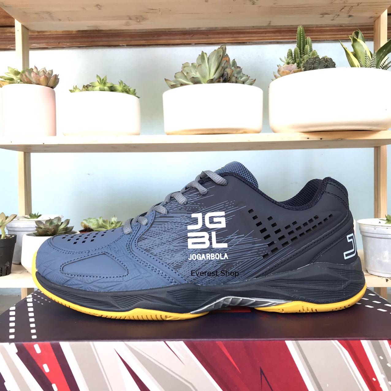 Giày tennis nam cao cấp
