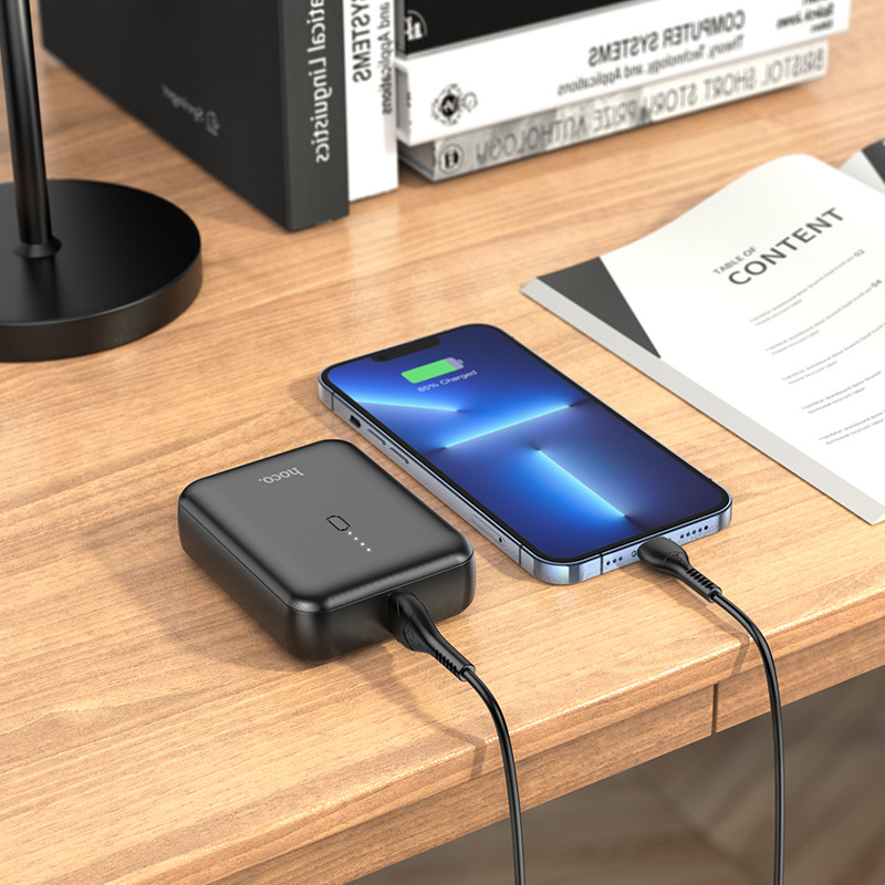Sạc dự phòng Hoco J96 dung lượng 5000mAh nhỏ gọn