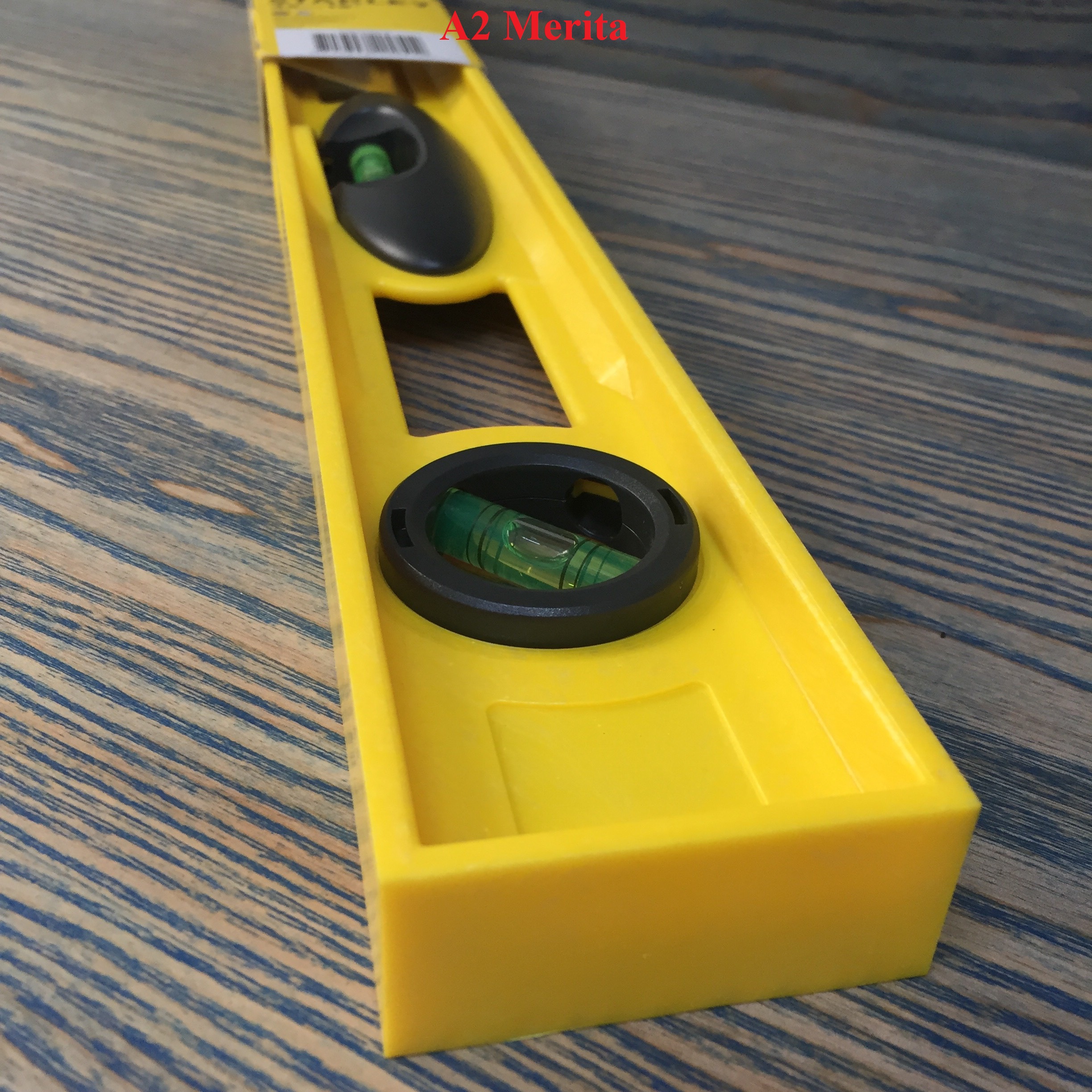 Thước thủy nhựa ABS 18"/45cm Stanley STHT42467-8 (THAILNAD)