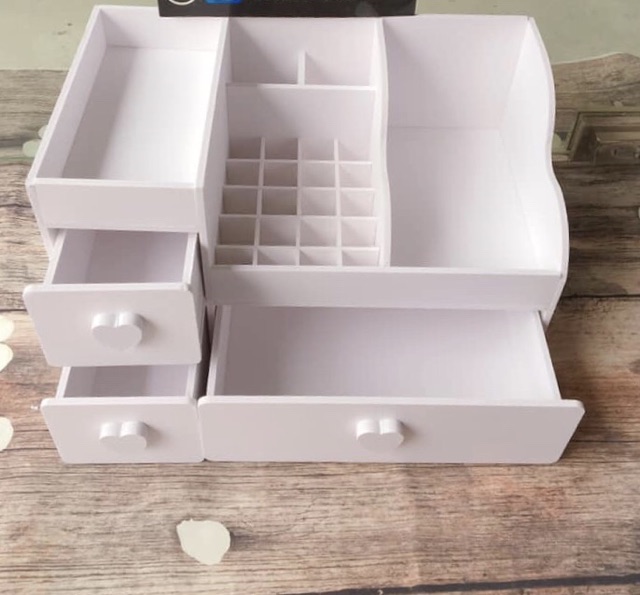 Kệ mỹ phẩm max 35cm màu trắng núm tim full ô son