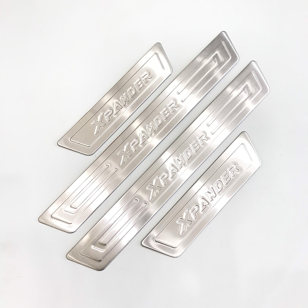 Ốp bậc cửa, nẹp bước chân inox xe xpander 2018 2019 2020 2021 2022 mẫu inox cao cấp