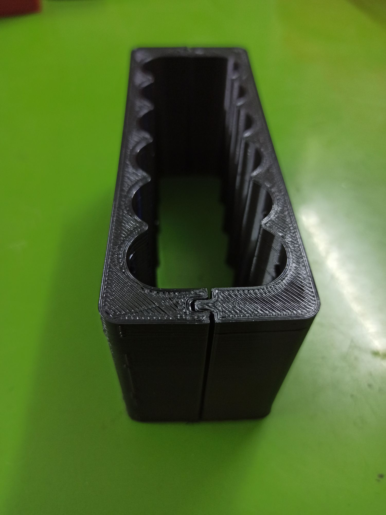 khuôn kẹp pin 18650 khi hàn cell