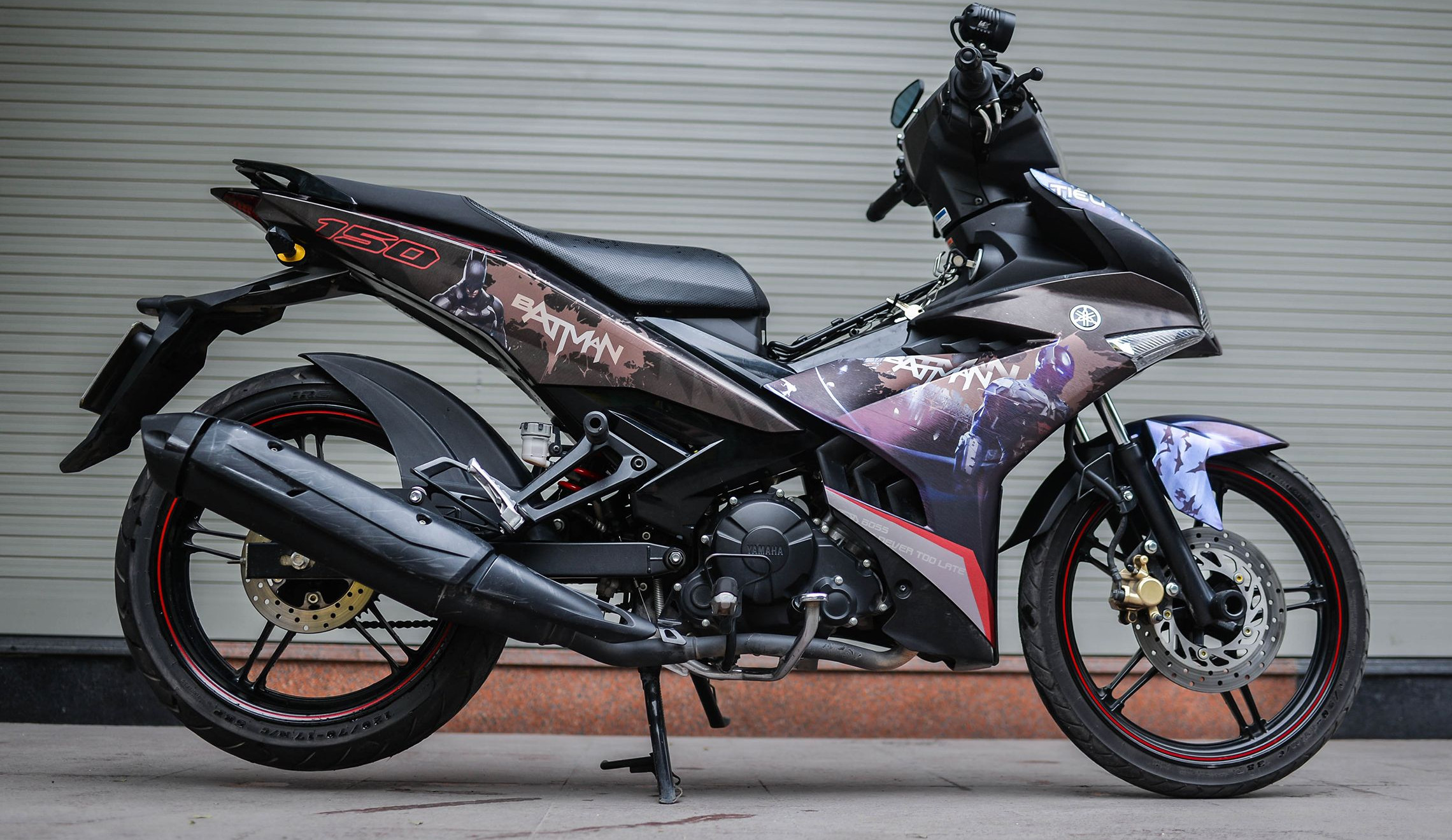 tem trùm xe exciter 150 batman siêu đẹp - Tem xe máy exciter 150 làm theo yêu cầu - tem xe exciter 150 đẹp rẻ chất