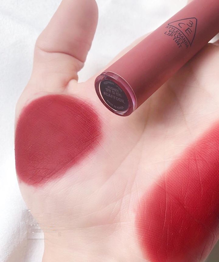 Son 3CE velvet lip tint màu đỏ đất Daffodil